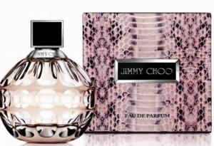 Jimmy Choo 5ml
Gợi cảm, mang hương gỗ và một cái chạm nhẹ nhàng từ nhóm hương thực phẩm đ ược xếp vào loại nước hoa chypre - trái cây, lớp hương đầu của Jimmy Choo để lộ hương cam quýt với một hiệu ứng của các hương tự nhiên. Hương thơm sau đó tiến hóa hướng tới hương trái cây hòa huyện vào các hương hoa cỏ - phương đông của hoa lan, đây nền tảng của hương thơm. Hương cuối gợi cảm ấm áp và mang cảm giác của hương gỗ, đan xen với cây hoắc hương, xạ hương và caramel.