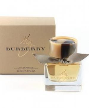 nước hoa burberry 5ml
Mang đậm phong cách phương đông, trẻ trung, nhẹ nhàng, ngọt ngào, mặn nồng và quyến rũ.
Hương đầu: Hoa nhài.
Hương giữa: Kẹo hoa hồng và mật hoa đào.
Hương cuối: Hổ phách, hoắc hương.