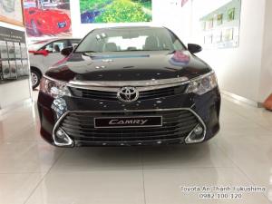 Đại lý Toyota tại Sài Gòn - bán xe Toyota Camry 2018 mẫu mới nhất, nhận tư vấn, báo giá cùng hỗ trợ mua trả góp qua hotline 0982 100 120, gọi ngay để nhận tư vấn hữu ích