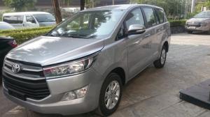 Cần bán xe toyota innova 2.0 g đời 2018 Giá 800 triệu