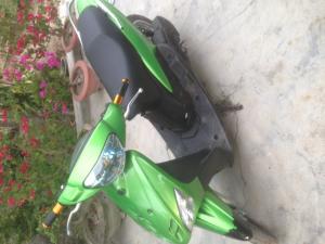 Cần bán xe mio mầu xanh lá tại thị trấn vạn giã huyện vạn ninh tĩnh khánh hoà giá bán tám triệu