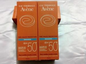 Kem chống nắng Avene Tres Haute Protection Emulsion SPF50 +