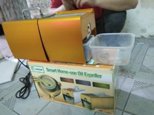 Máy ép dầu thực vật, máy ép dầu ăn nguyên chất giá rẻ