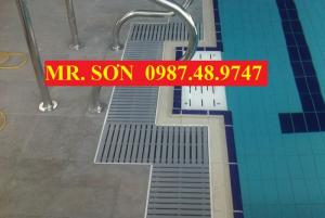 tấm nhựa tràn hồ bơi