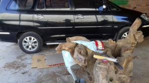 Cần bán xe o TOYOTA INOVA 7 CHỔ