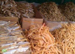 Nhận gửi bao lì xì, áo dài tết, mứt dừa đi Mỹ, Canada giá rẻ