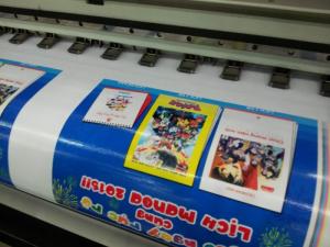 In poster sắc nét, in mực dầu bằng máy in hiflex khổ 3m2, in trên chất liệu hiflex cao cấp tại trung tâm Công ty TNHH In Kỹ Thuật Số
