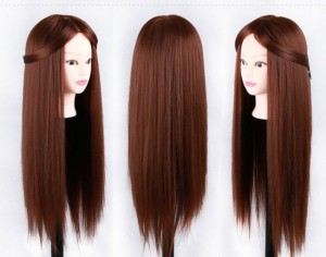 Đầu Manocanh học làm tóc giá sỉ.