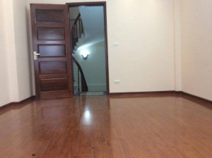 Bán nhà Nguyễn Trãi, Q. Thanh Xuân, 40m2, xây mới 5 tầng (thiết kế tầng lửng hiện đại).