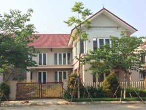 Bán biệt thự Xanh Villas 600m2, mt 10m, giá 8.6 tỷ.