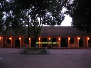 Đèn lồng minh hoa tưng bừng đón mừng ngày lễ hội tâm linh