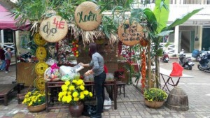 Hoa Sen - Cho thuê trang thiết bị làm hội chợ quê, hội làng 2017