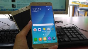 Samsung note 5 hàng xách tay nguyên zin, máy bao đẹp nguyên con, giá tốt cho ae.