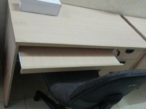 Bàn làm việc