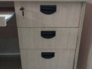 Bàn làm việc