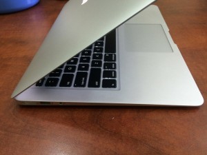Macbook air 2015 màn hình 13.3 máy đẹp core i5