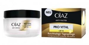 Kem dưỡng da ngày Olaz Anti-Falten Pro Vital LSF 15