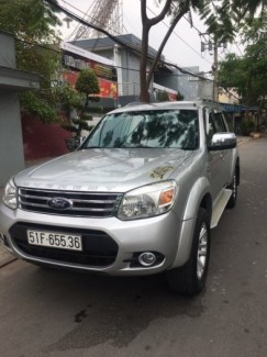 Bán Ford Everest 4x2 MT sx 2015 màu bạc BSTP
