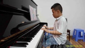 Tuyển sinh học Piano Trung tâm Âm nhạc Hà Ngọc quận 11