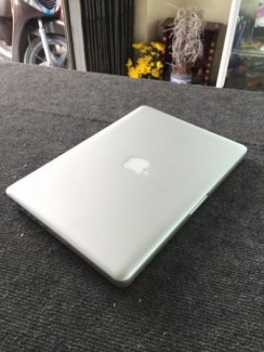 Macbook pro 15inch MD318 - Core i7 /Ram 8gb / HDD 500gb / Card 1gb GDDR5