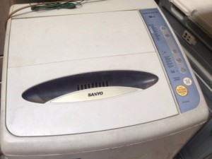 Máy giặt Sanyo 7kg VN