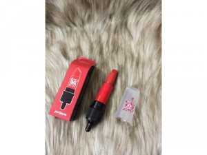 Son thỏi ink đỏ tươi và đỏ hồng