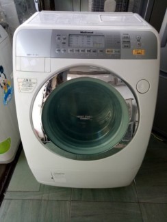 Bán máy giặt National VR1100