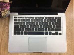 MacBook Pro 13 2010 - MC374 99% - BH 06 tháng