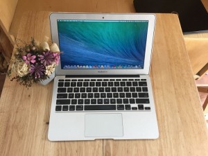 Macbook Air MC506 máy đẹp 98%