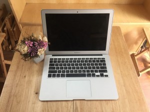 Macbook Air 13 inch MD761- CTO- Core i7 / Ram8GB / SSD 256GB - Model 2013 - New 99%