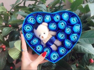 Hoa hồng sáp thơm hộp trái tim lớn