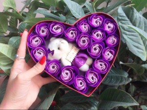 Hoa hồng sáp thơm hộp trái tim lớn