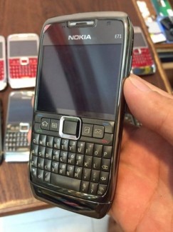 Nokia E71 siêu bền