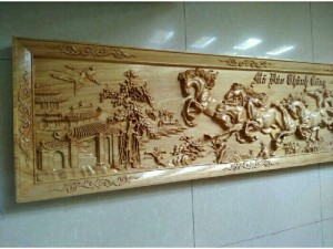 Hàng trang gỗ treo tường