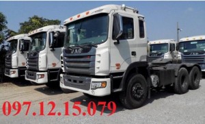 xe đầu kéo 2 cầu có sức kéo 38.4 tấn tổng cả xe cả móc đi qua cầu là 53 tấn. xe được trang bị cabin galop đầu thấp và đầu cao. có 1 hoặc 2 giường năm. Lốp 1200 có xăm. chốt kéo Phi 50.
