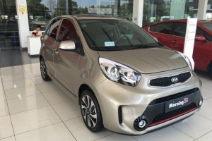 Phần đầu xe thiết kế hoàn toàn mới mang phong cách trẻ trung, hiện đại và thể thao