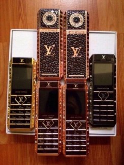 Điện thoại Louis vuitton V12