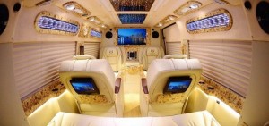 Nội thất xe Phú VIP Limousine