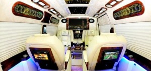 Nội thất xe Phú VIP Limousine