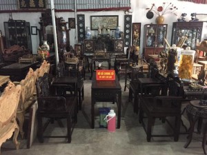 Cần bán gấp bộ Vách Việt gỗ gụ mật cũ lâu năm