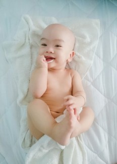 Bảo vệ nệm cao cấp 100 % cotton, êm mát cho làn da nhạy cảm của bé
