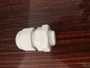 Ốc siết cáp nhựa m16 (nylon cable gland)