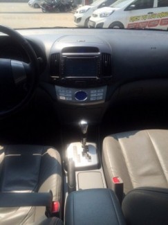 Bán Hyundai Avante 1.6AT màu nâu biển SG 2013 90%