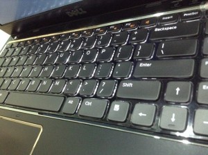 Laptop Dell vostro V131, i5 2430, 4G, 320G, giá rẻ