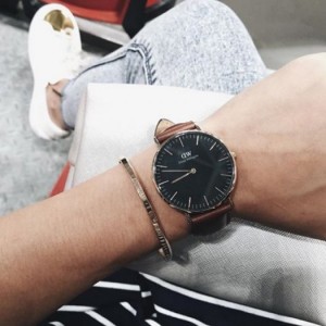 Set vòng và đồng hồ