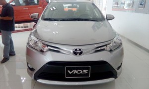 Toyota Vios 1.5 số sàn, giao ngay đủ màu, khuyến mãi cực tốt