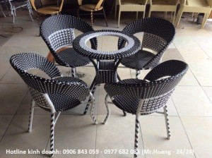 Bộ bàn ghế nhựa giả mây cho kinh doanh cà phê MS002