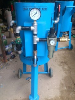 Máy phun cát khô 300 lít giá tốt
