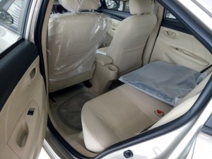 Bán Toyota Vios 2017 khuyến mãi lớn