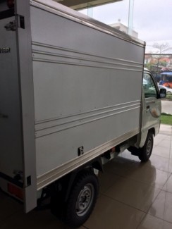 Giá xe tải 8 tạ, 9 tạ Suzuki Trường Hải chính hãng